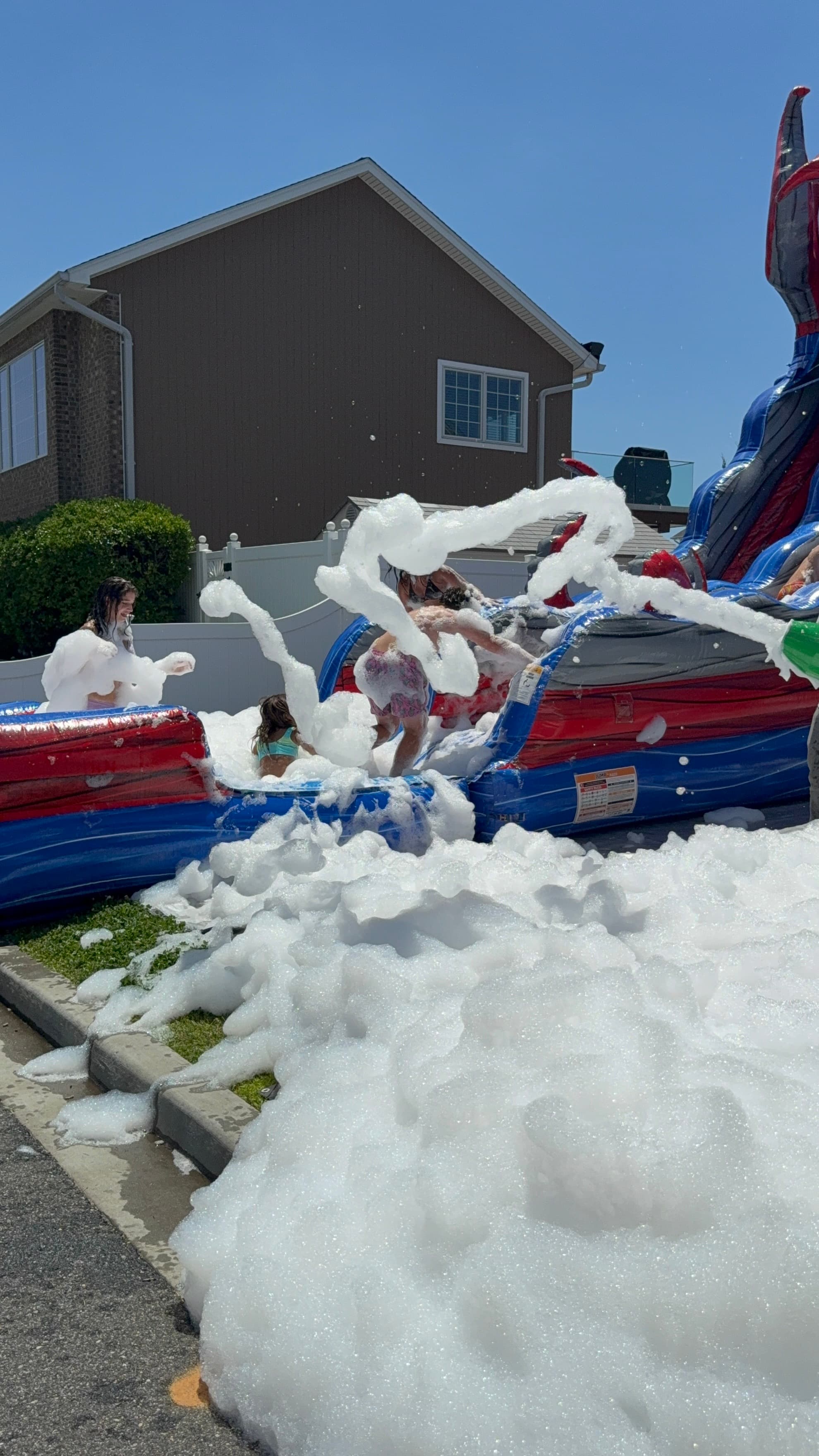 A Bounce LI rental set up at a real party