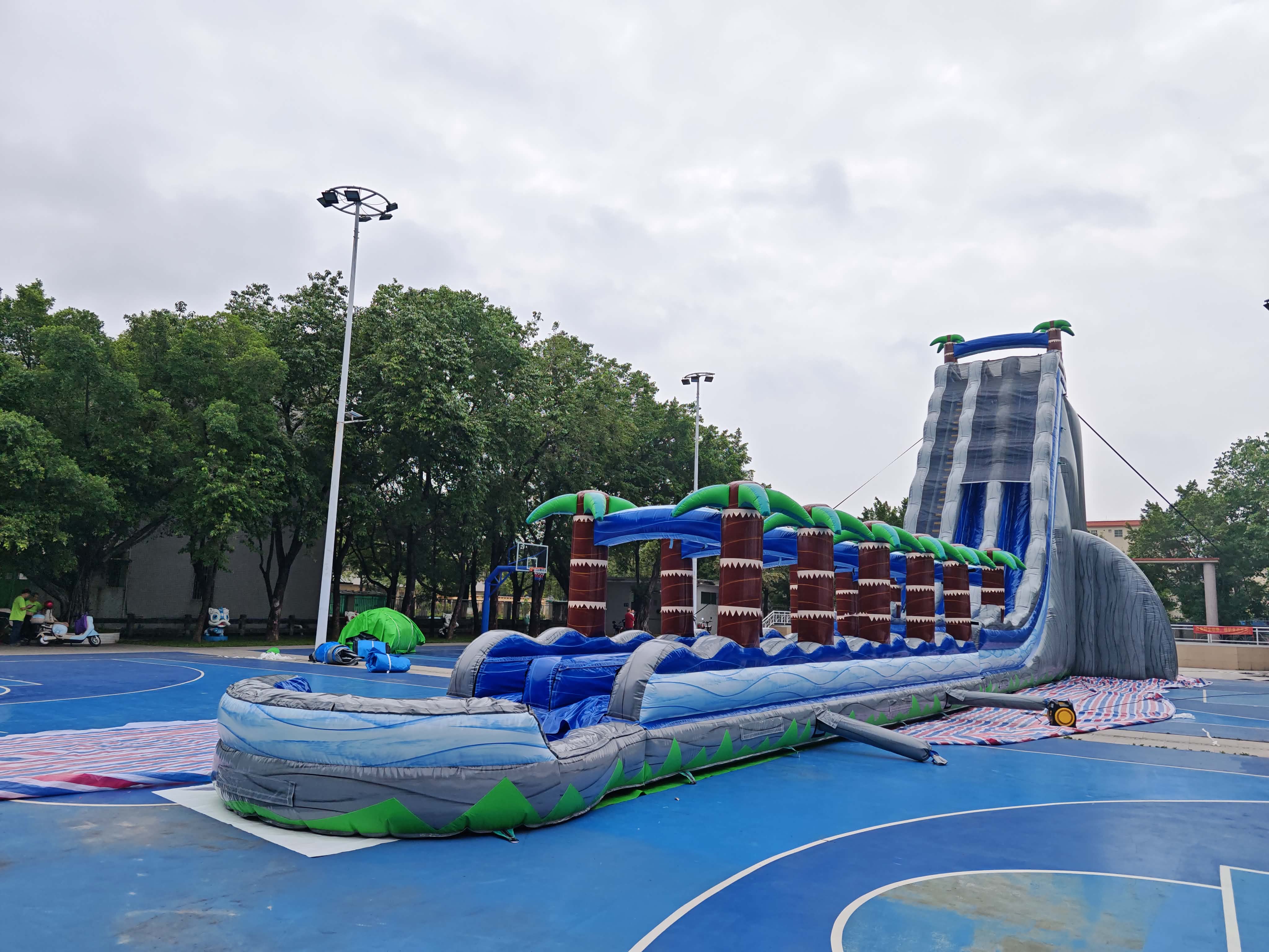 A Bounce LI rental set up at a real party